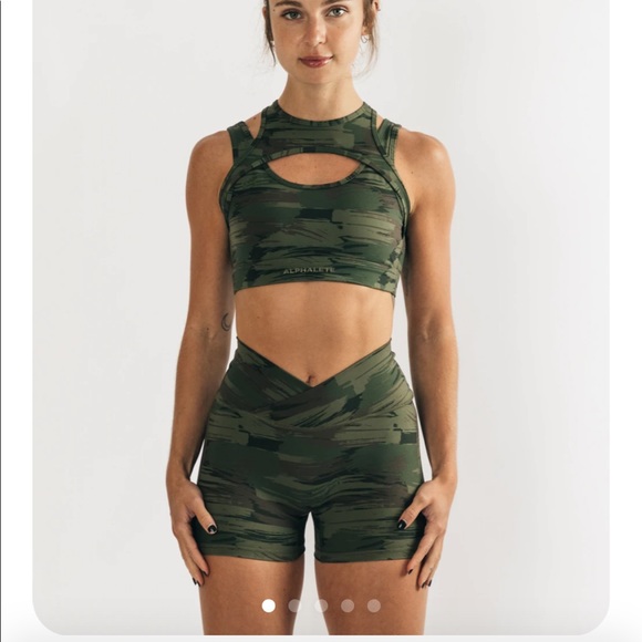 Alphalete Camo Sports Bra - Picture 2 of 4